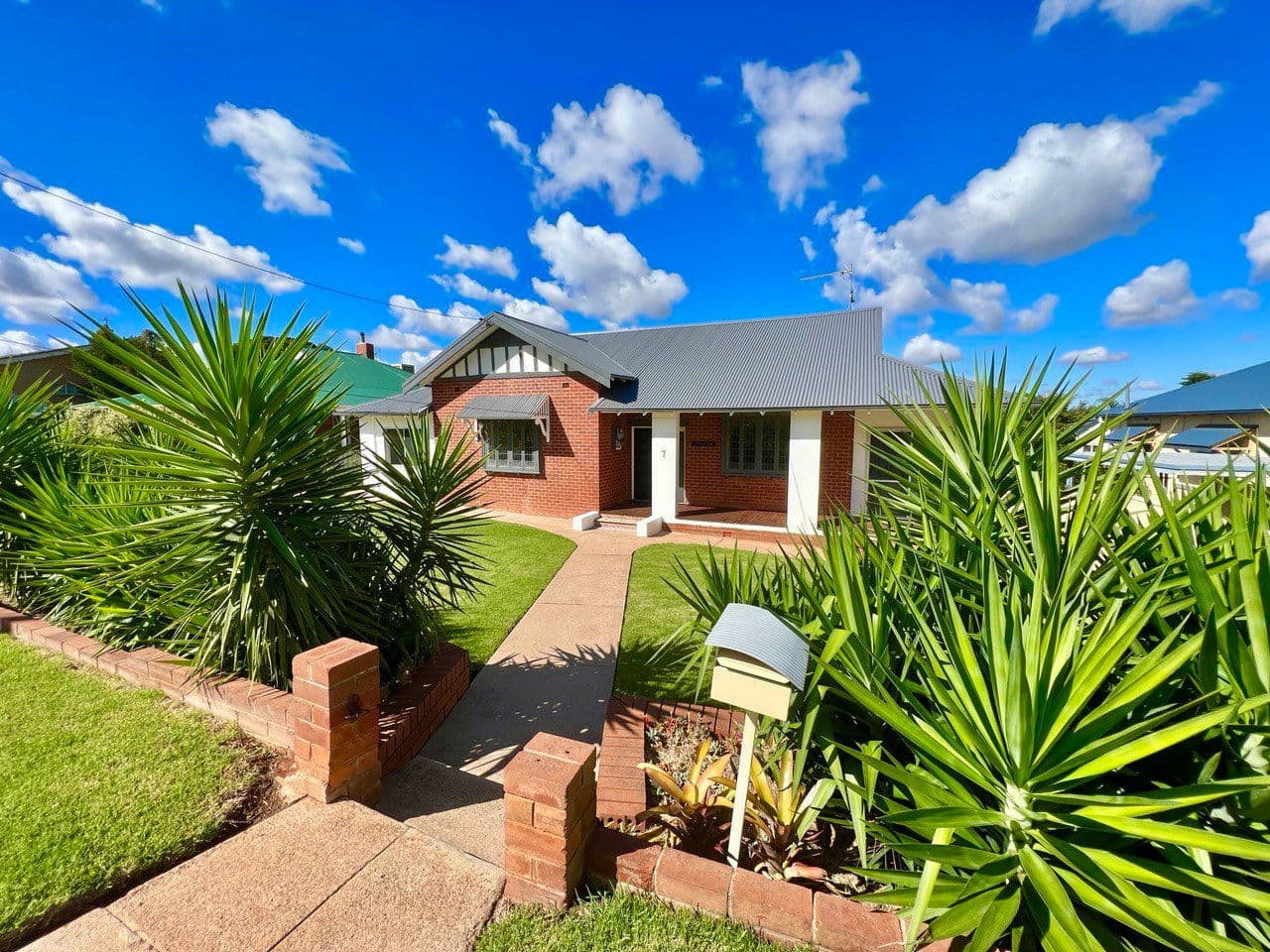 7 Gap Street, Parkes NSW 2870, Parkes - Image 1