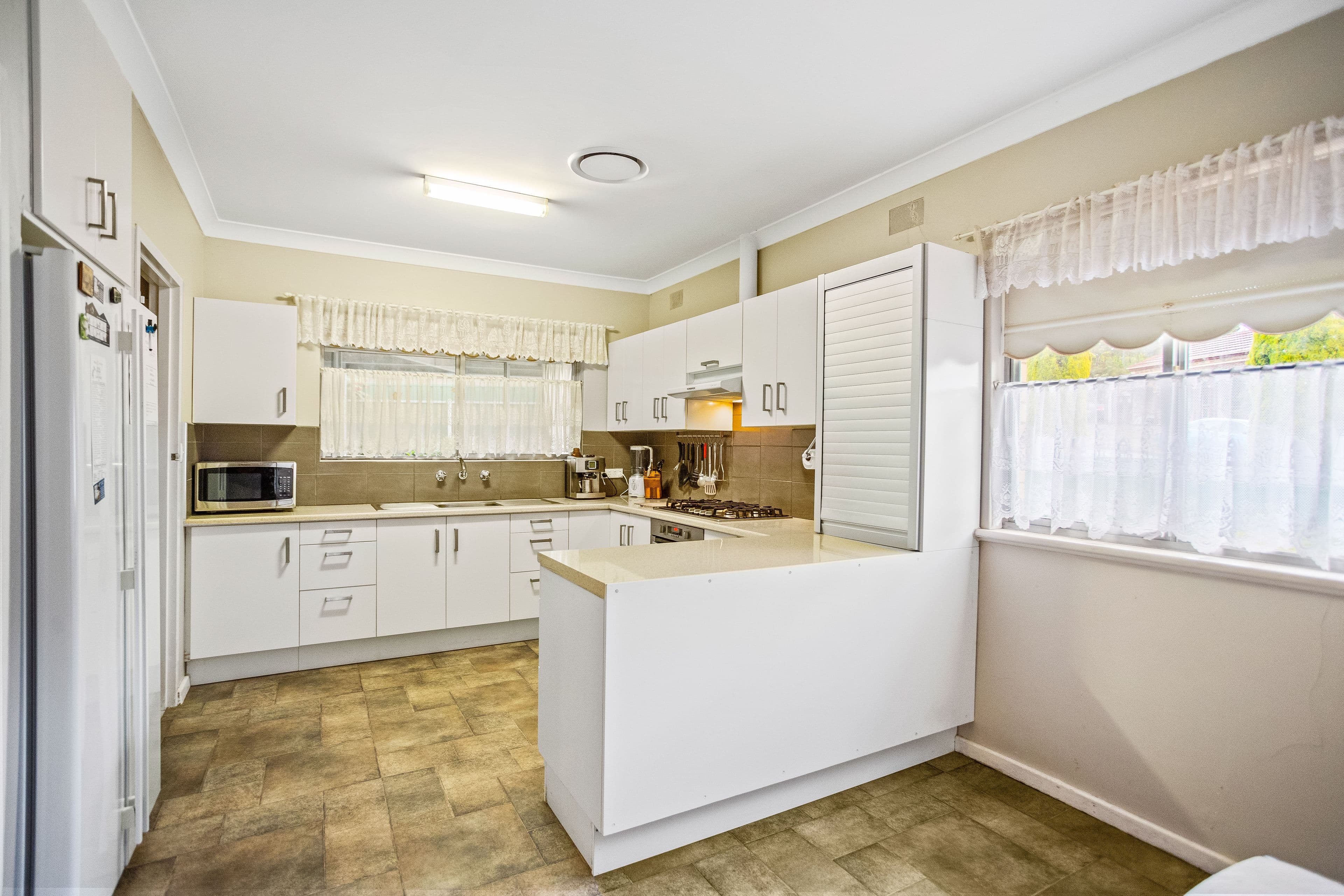 20 Harriett Street, Clare SA 5453, Clare - Thumbnail 3