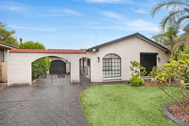 16 Premier Drive, Albion Park - Image 1