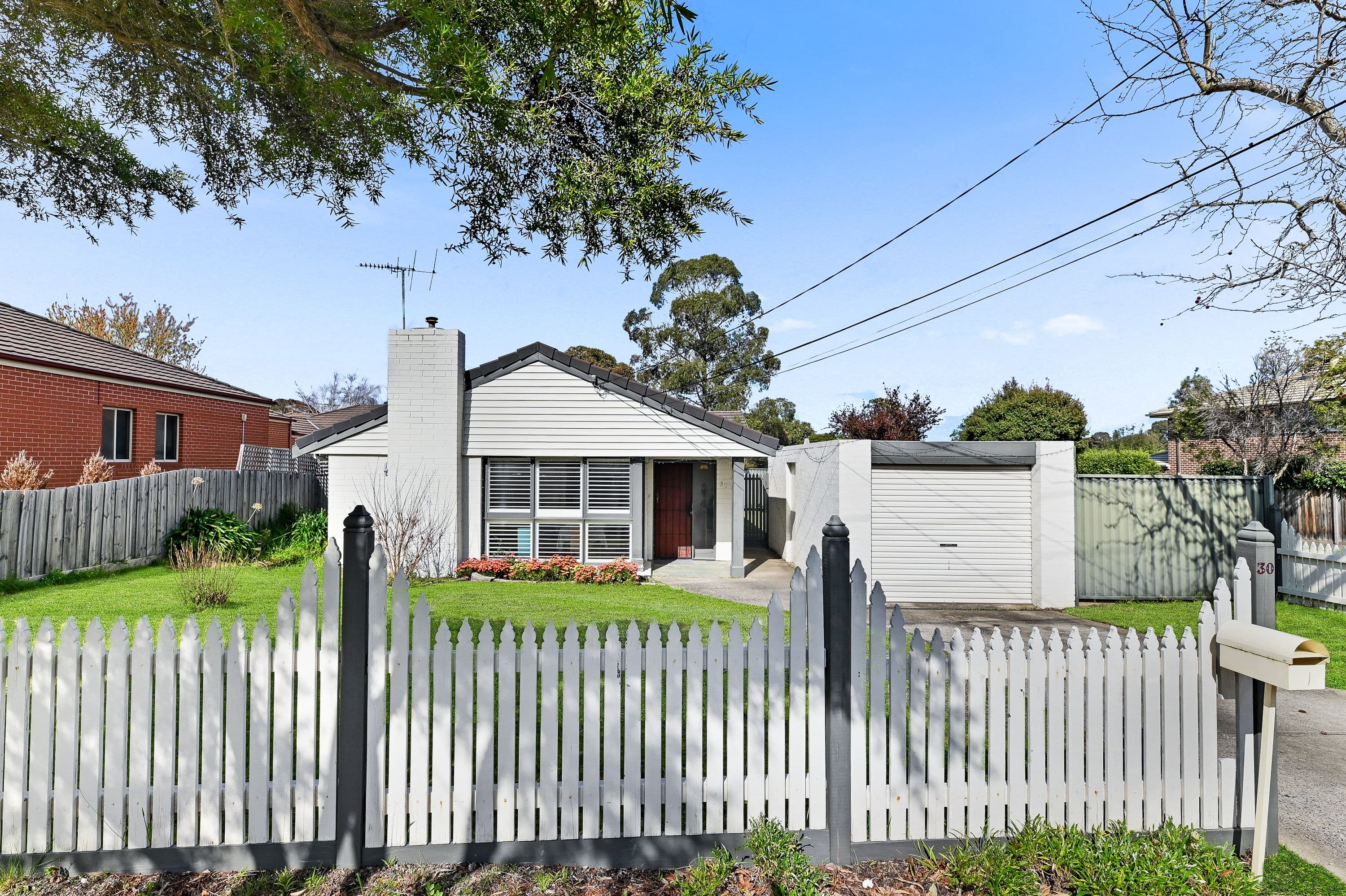 30 Bizley Street, Mount Waverley VIC 3149, Mount Waverley - Image 1