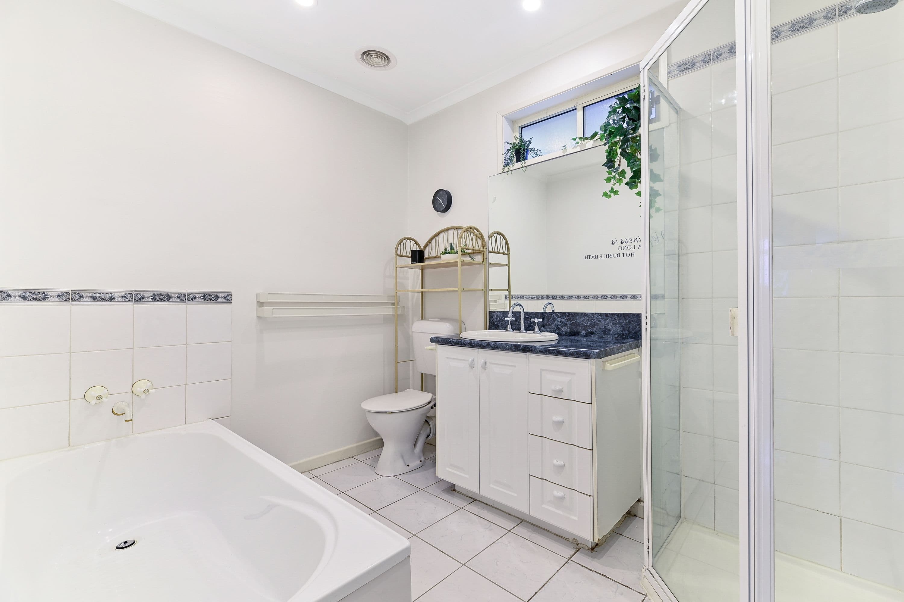 30 Bizley Street, Mount Waverley VIC 3149, Mount Waverley - Thumbnail 6