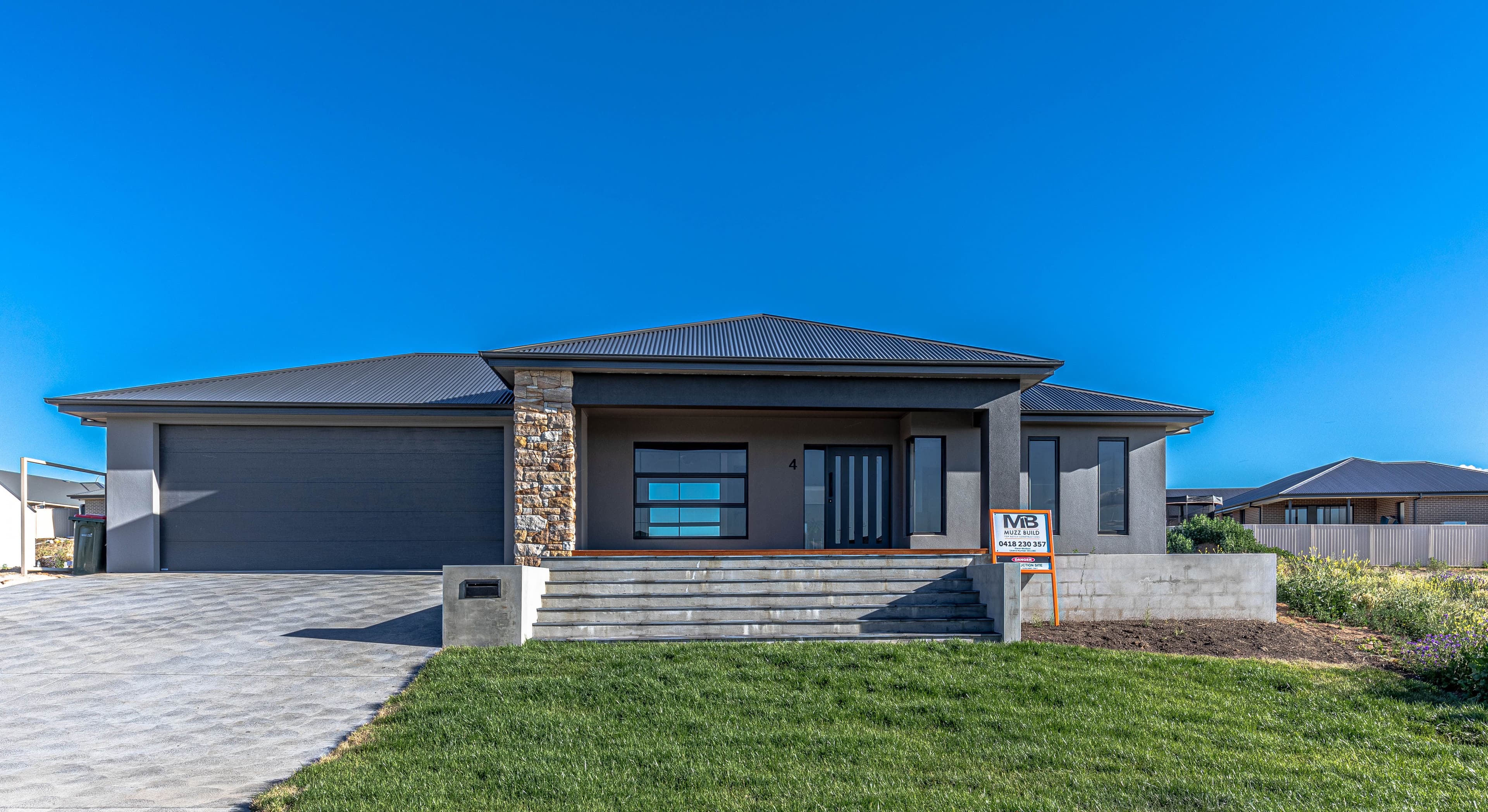 4 Darvall Drive, KELSO NSW 2795, Kelso - Thumbnail 2