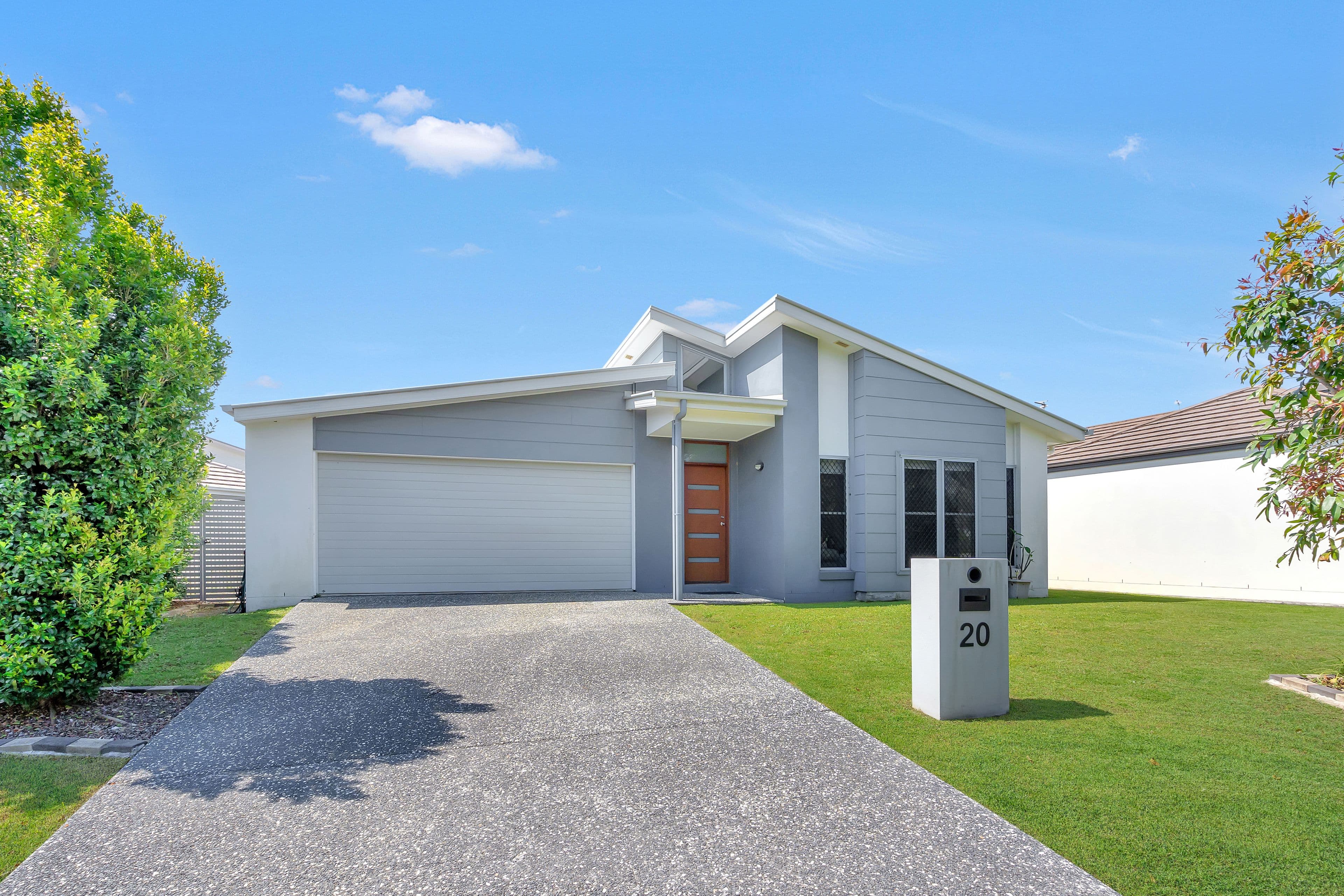 20 Galley Road, Hope Island QLD 4212, Hope Island - Thumbnail 2