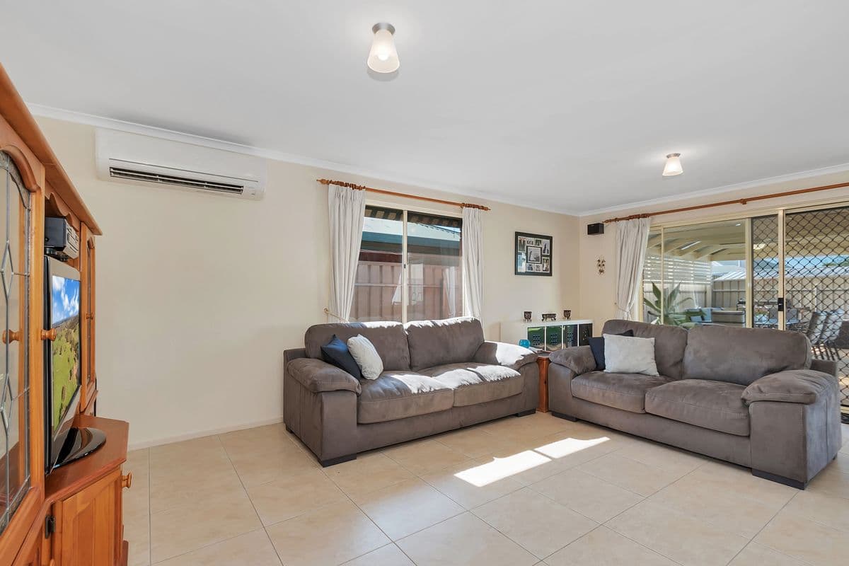 14 Cranmore Avenue, Craigmore SA 5114, Craigmore - Thumbnail 3
