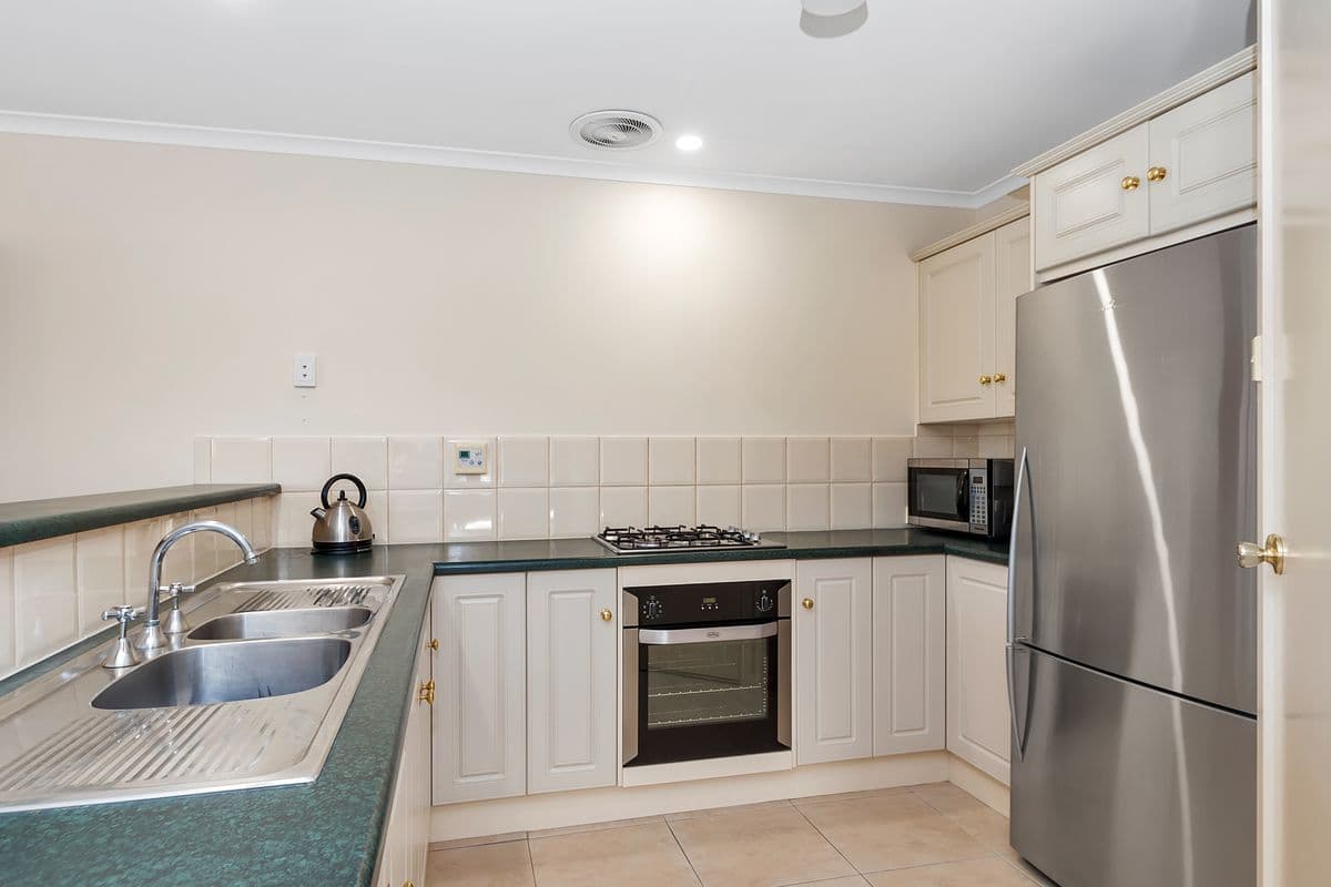 14 Cranmore Avenue, Craigmore SA 5114, Craigmore - Thumbnail 7