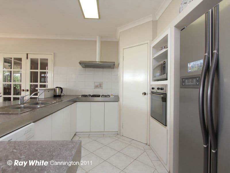 4 Santina Place, QUEENS PARK WA 6107, Queens Park - Thumbnail 2