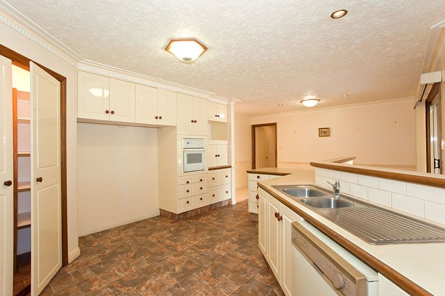 16 Harvey Road, Glenvale QLD 4350, Glenvale - Thumbnail 7