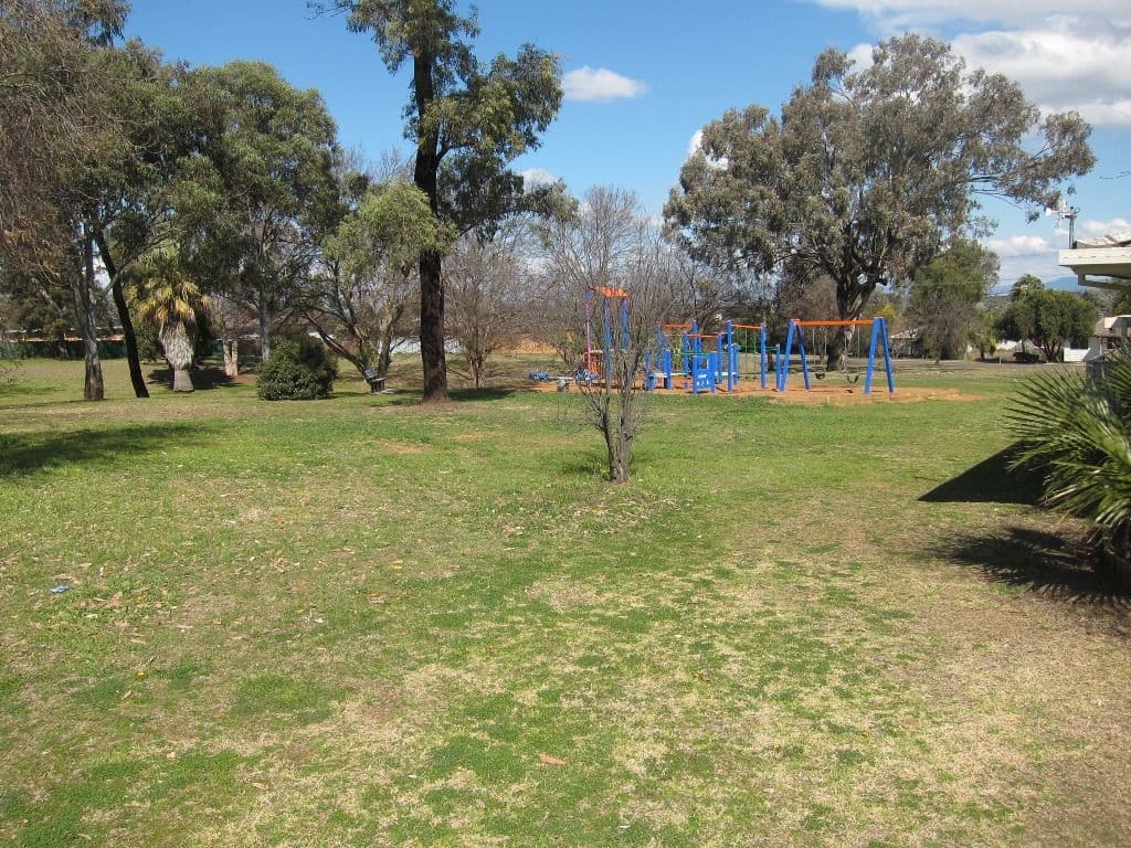 8 Avon Place, TAMWORTH NSW 2340, Tamworth - Thumbnail 7