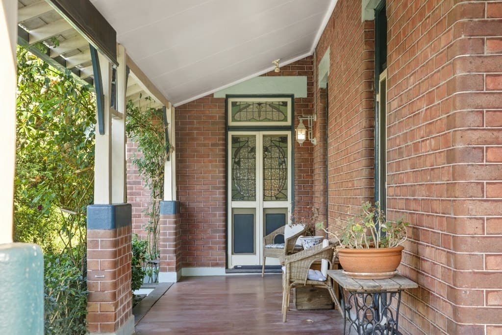 23 Queen Street, Lorn - Thumbnail 5