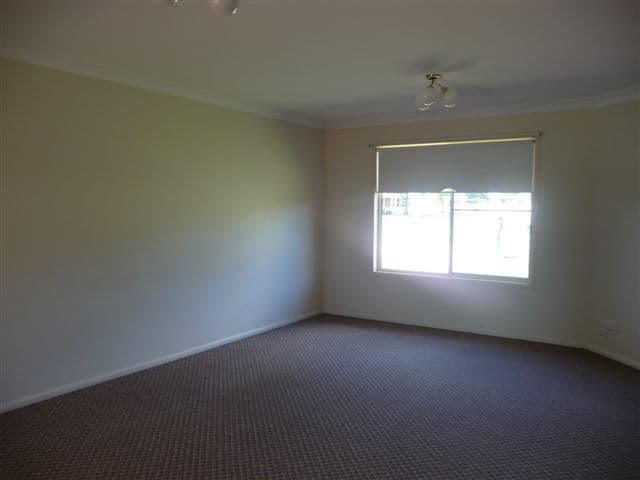 535 Greenwattle Street, GLENVALE QLD 4350, Glenvale - Thumbnail 7