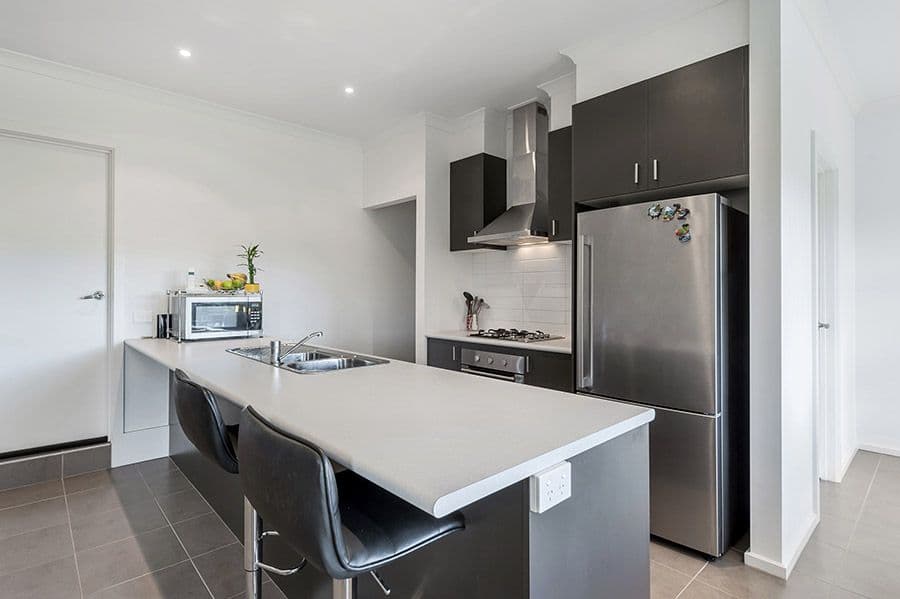 38 Mallard Circuit, Craigieburn VIC 3064, Craigieburn - Thumbnail 2