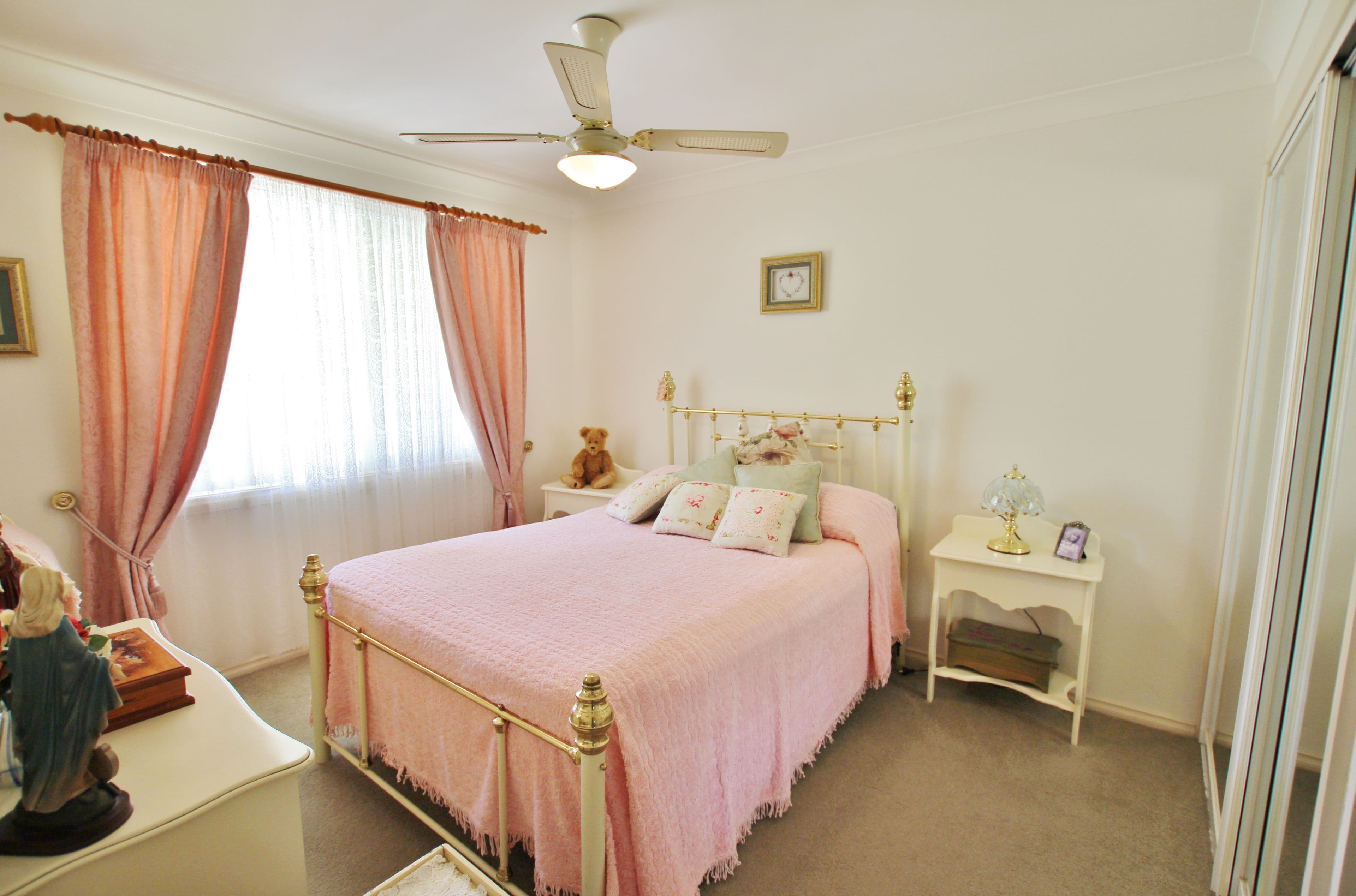 11 Samuel Court, Young - Thumbnail 8