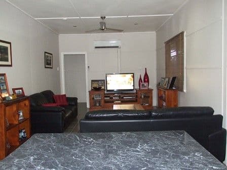13 Violet  Street, Blackall QLD 4472, Blackall - Thumbnail 6