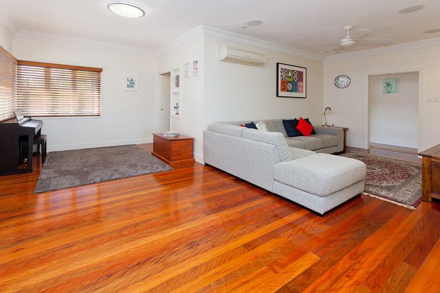 31 Navy Street, Holland Park West QLD 4121, Holland Park West - Thumbnail 3