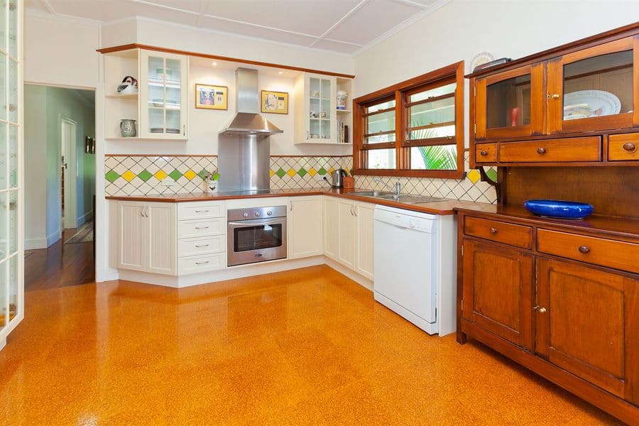 31 Navy Street, Holland Park West QLD 4121, Holland Park West - Thumbnail 4