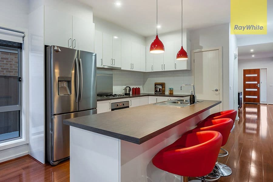 3 Pembury Street, Craigieburn VIC 3064, Craigieburn - Thumbnail 3