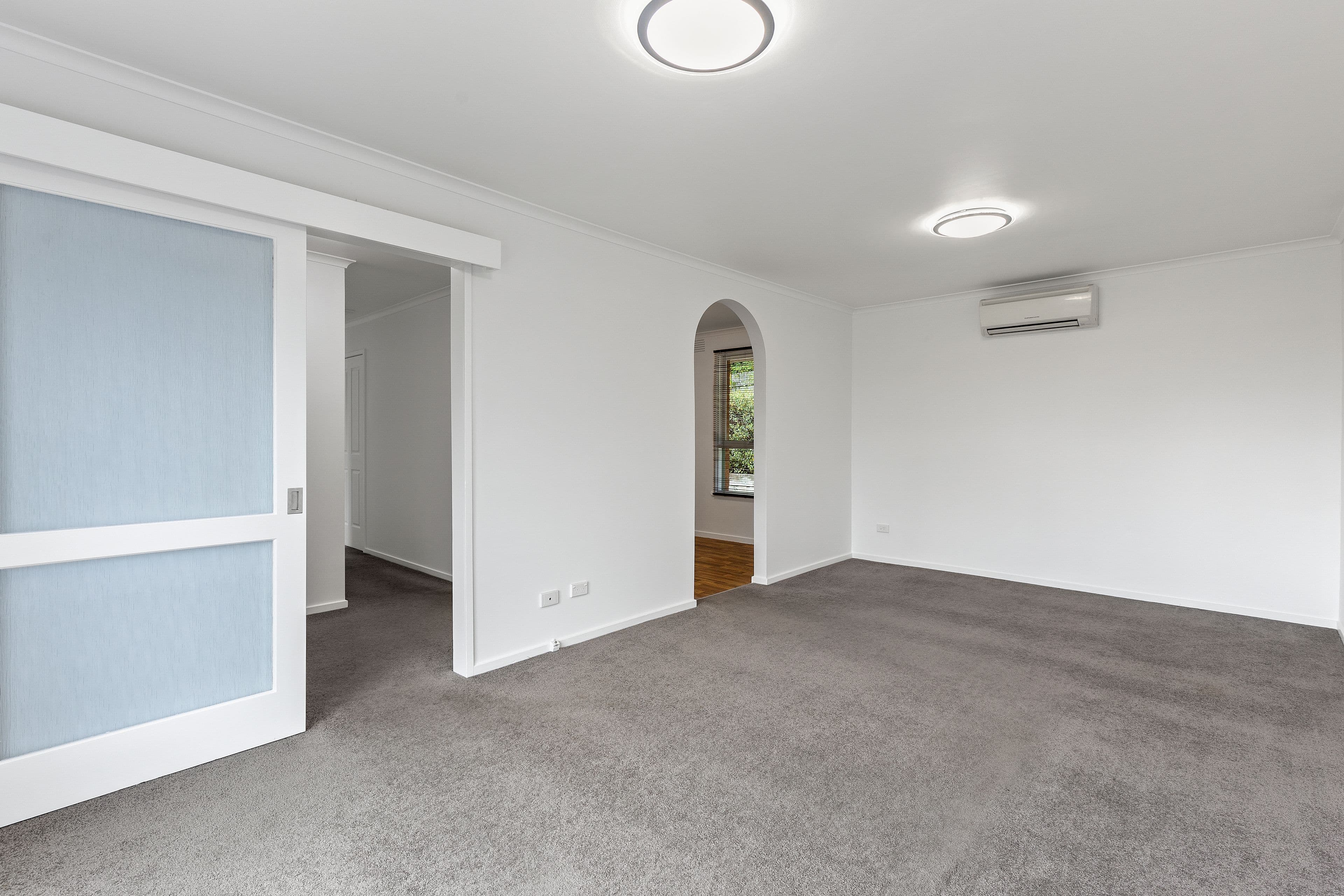 2 The Crescent, Ferntree Gully VIC 3156, Ferntree Gully - Thumbnail 3