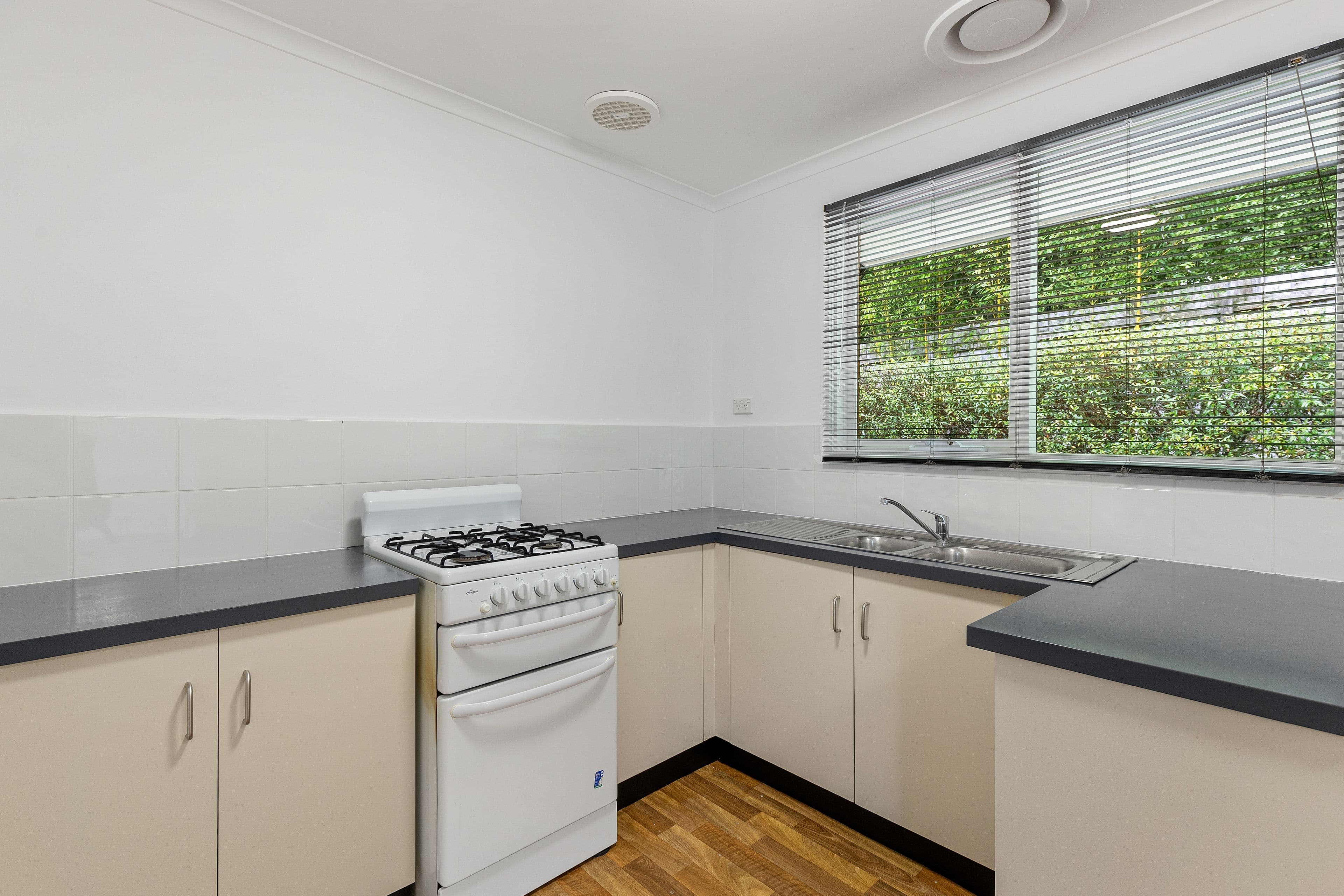 2 The Crescent, Ferntree Gully VIC 3156, Ferntree Gully - Thumbnail 5