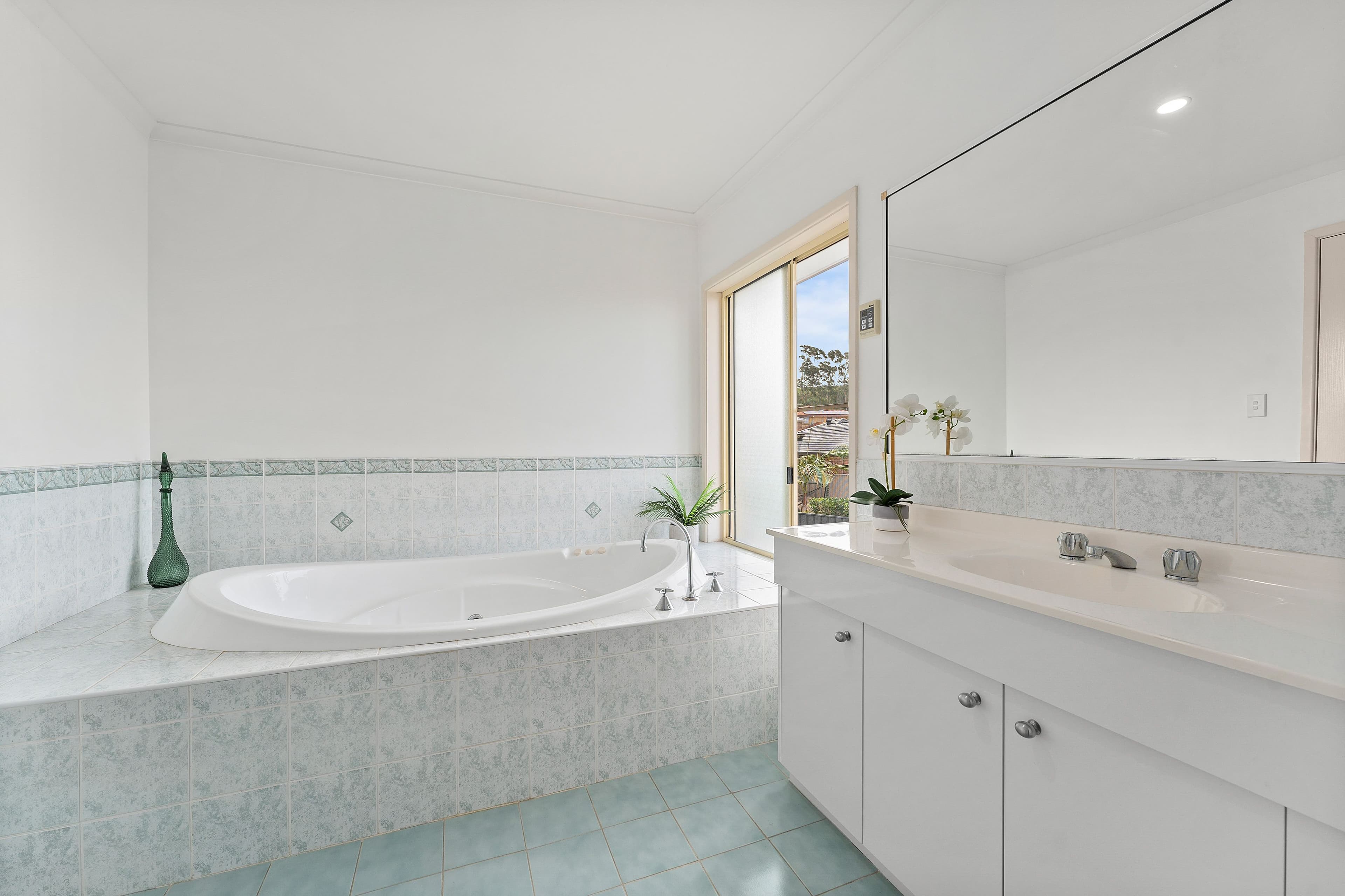 17 Honey Eater Drive, Blackbutt NSW 2529, Blackbutt - Thumbnail 8