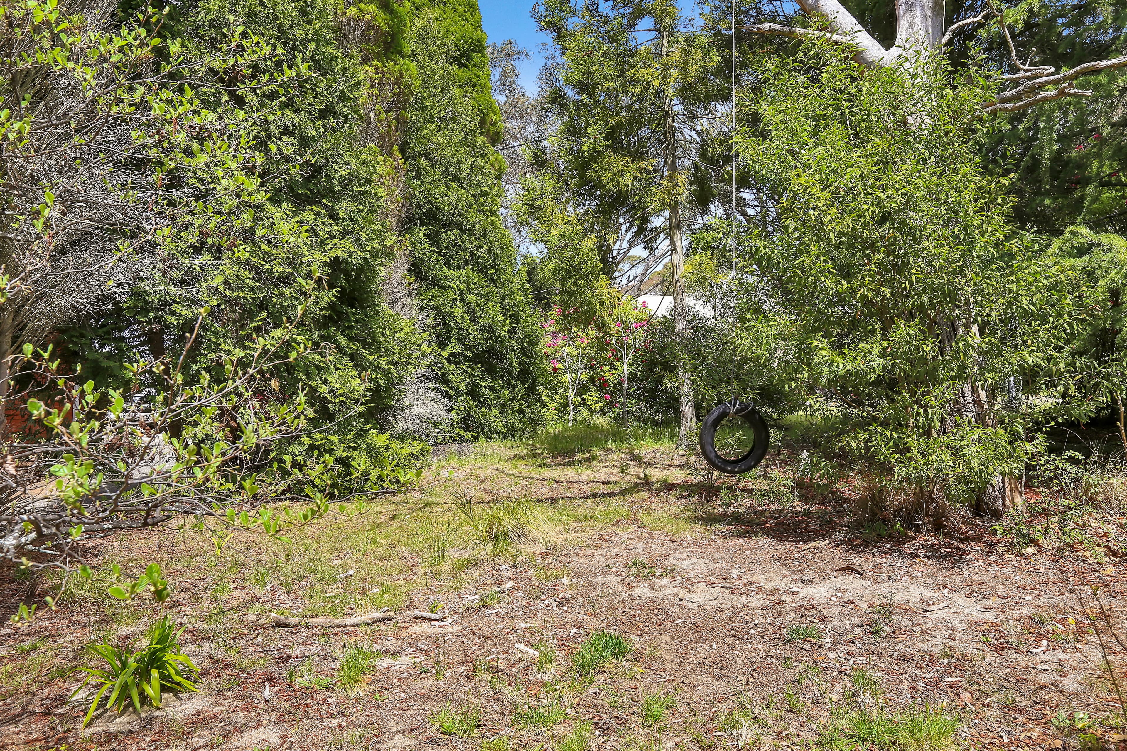 24 Sylvania Street, Mount Victoria NSW 2786, Mount Victoria - Thumbnail 2