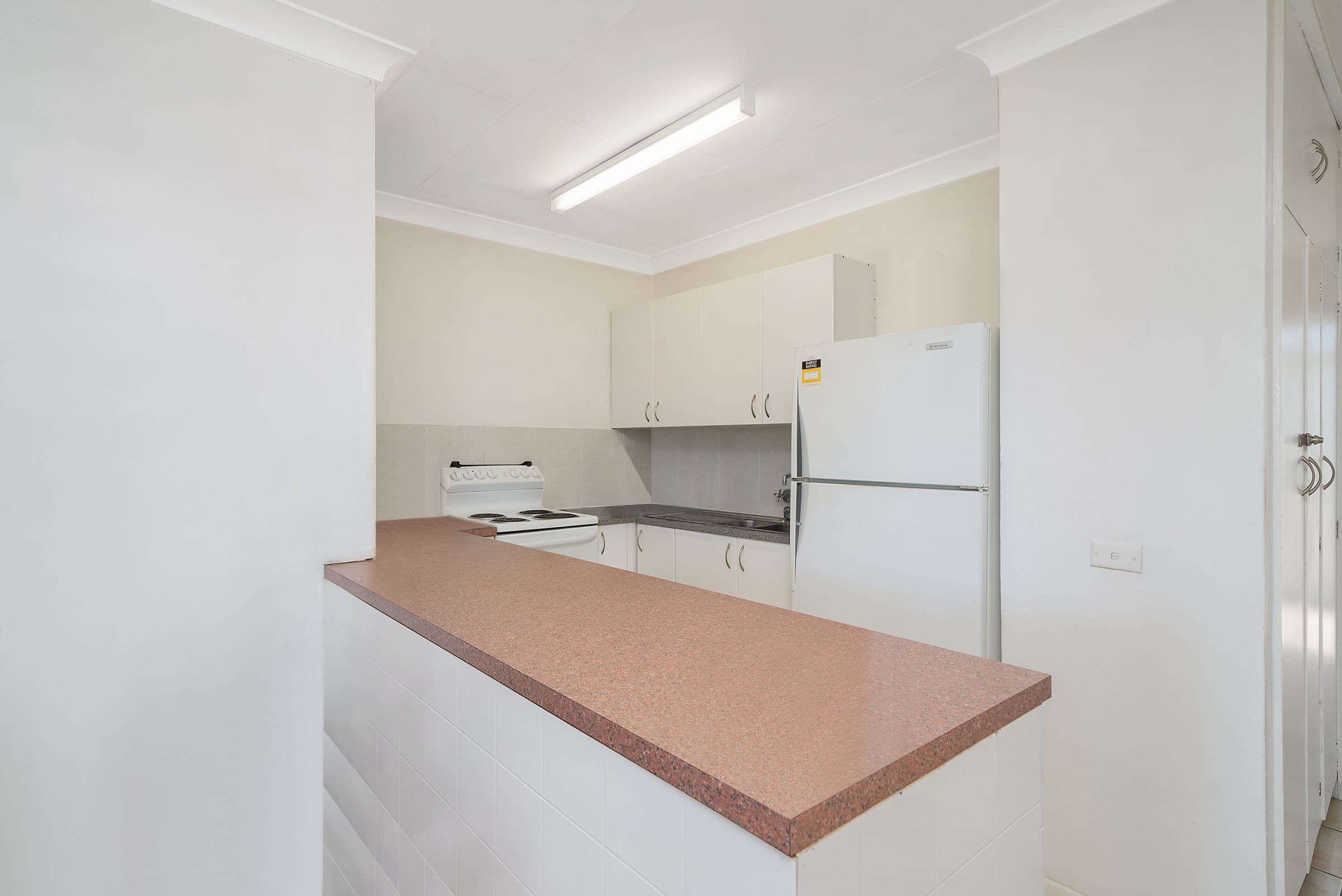 73 Marine Parade, Redcliffe QLD 4020, Redcliffe - Thumbnail 4