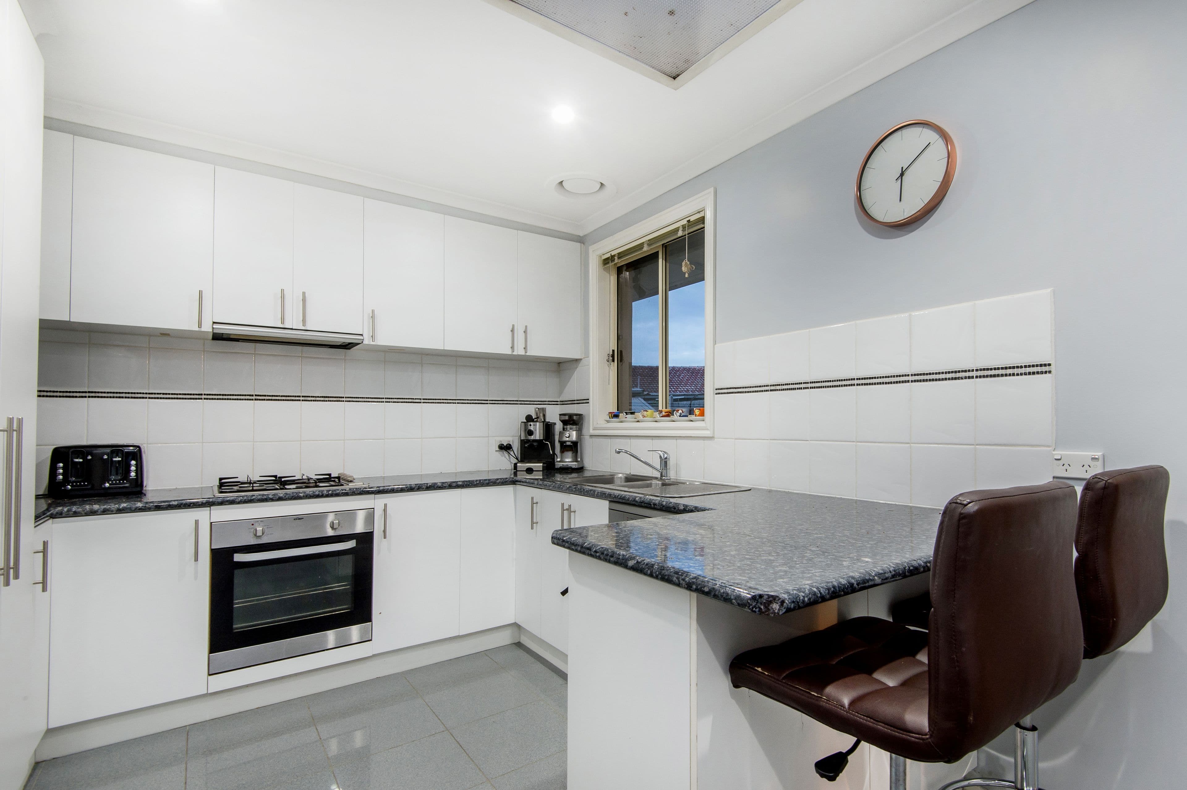2 Golden Court, Frankston North VIC 3200, Frankston North - Thumbnail 2