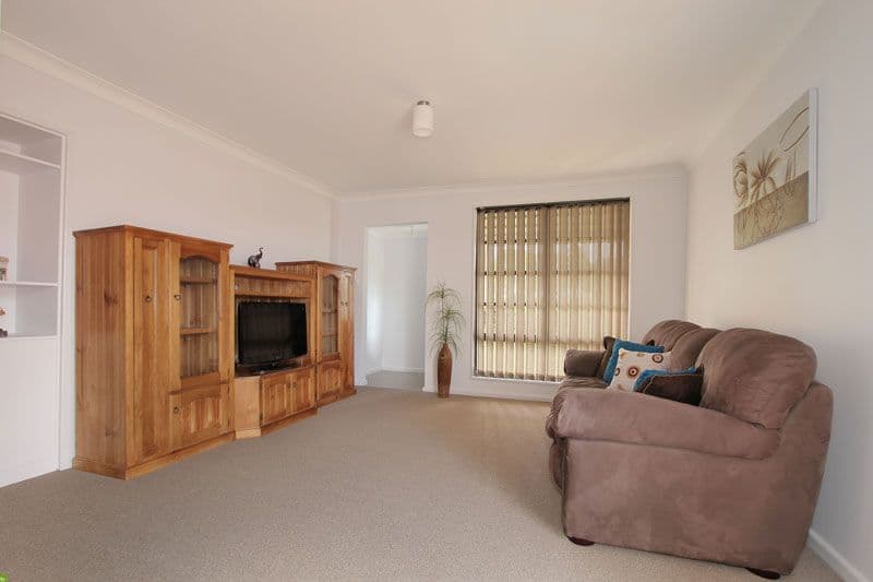 297 Northcliffe Drive, BERKELEY NSW 2506, Berkeley - Thumbnail 6