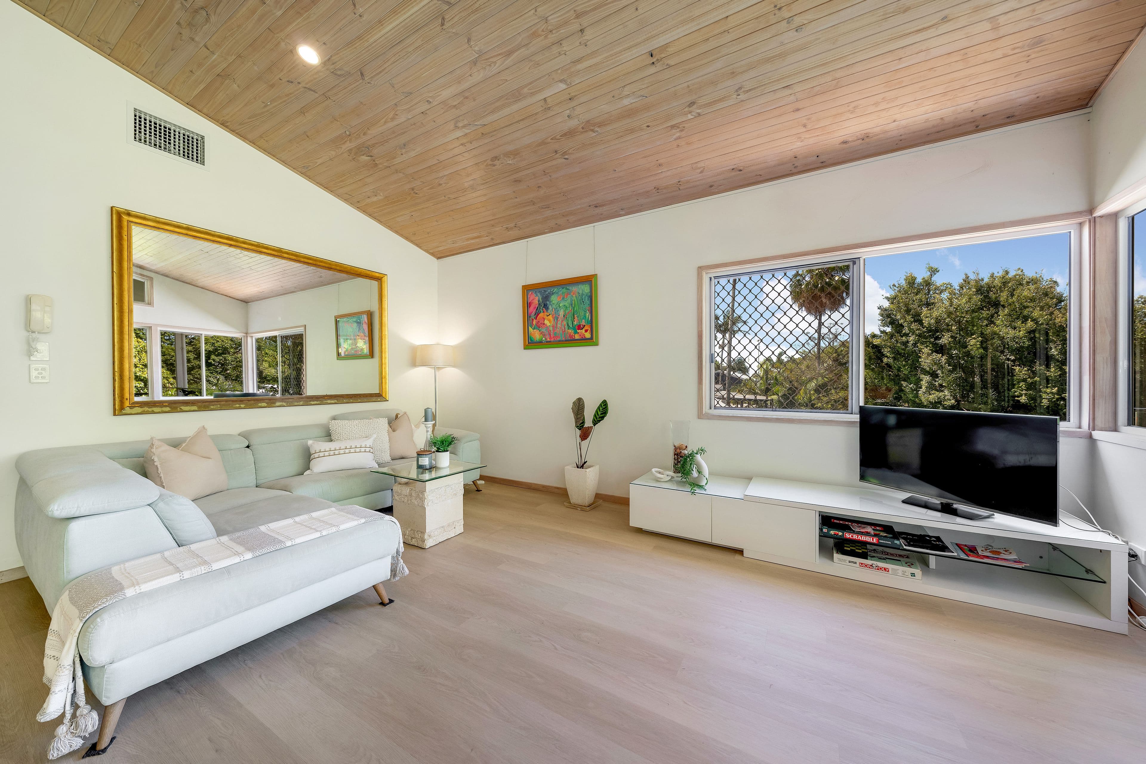 4 Woonum Road, Alexandra Headland QLD 4572, Alexandra Headland - Thumbnail 2