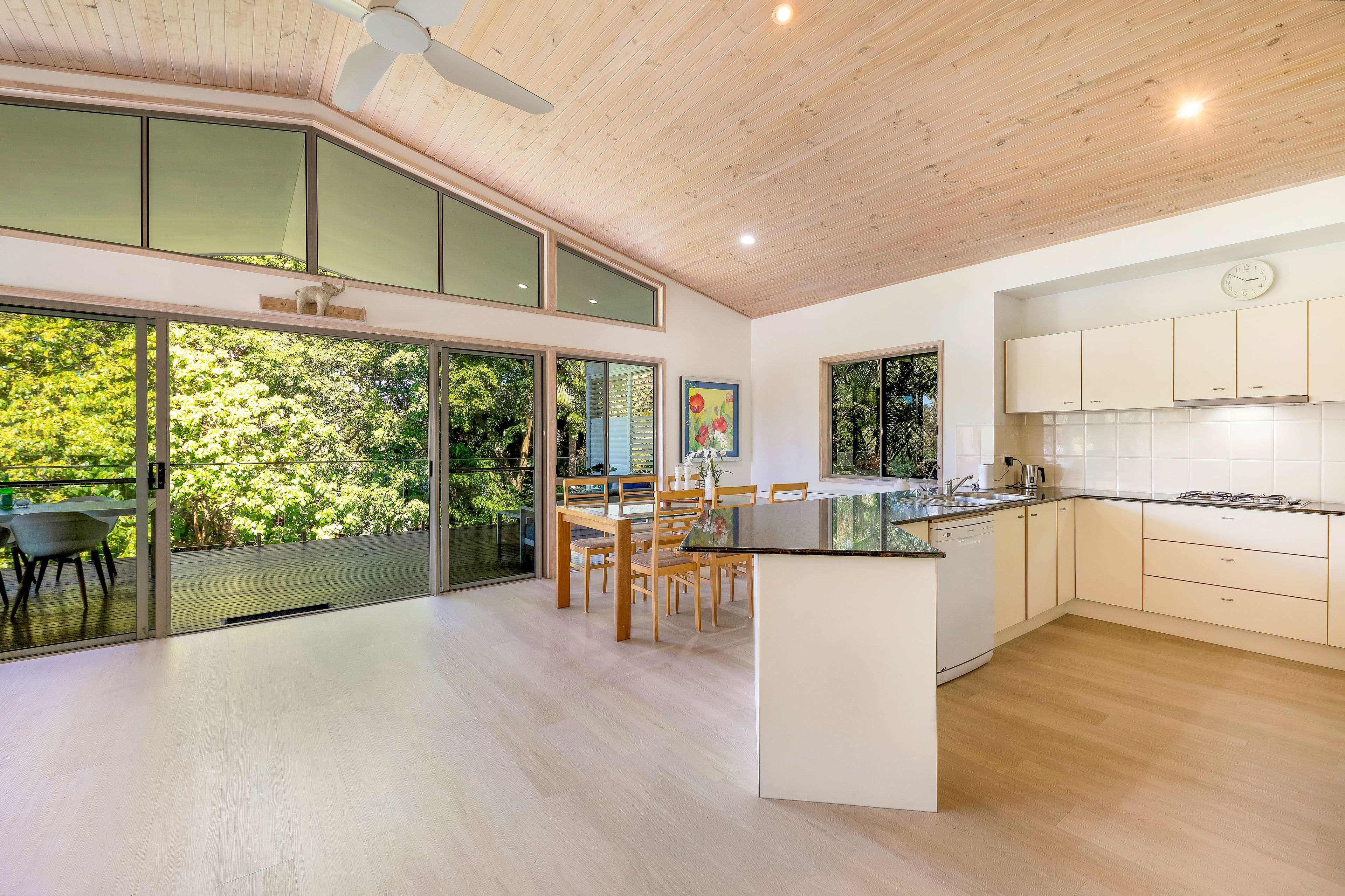 4 Woonum Road, Alexandra Headland QLD 4572, Alexandra Headland - Thumbnail 3