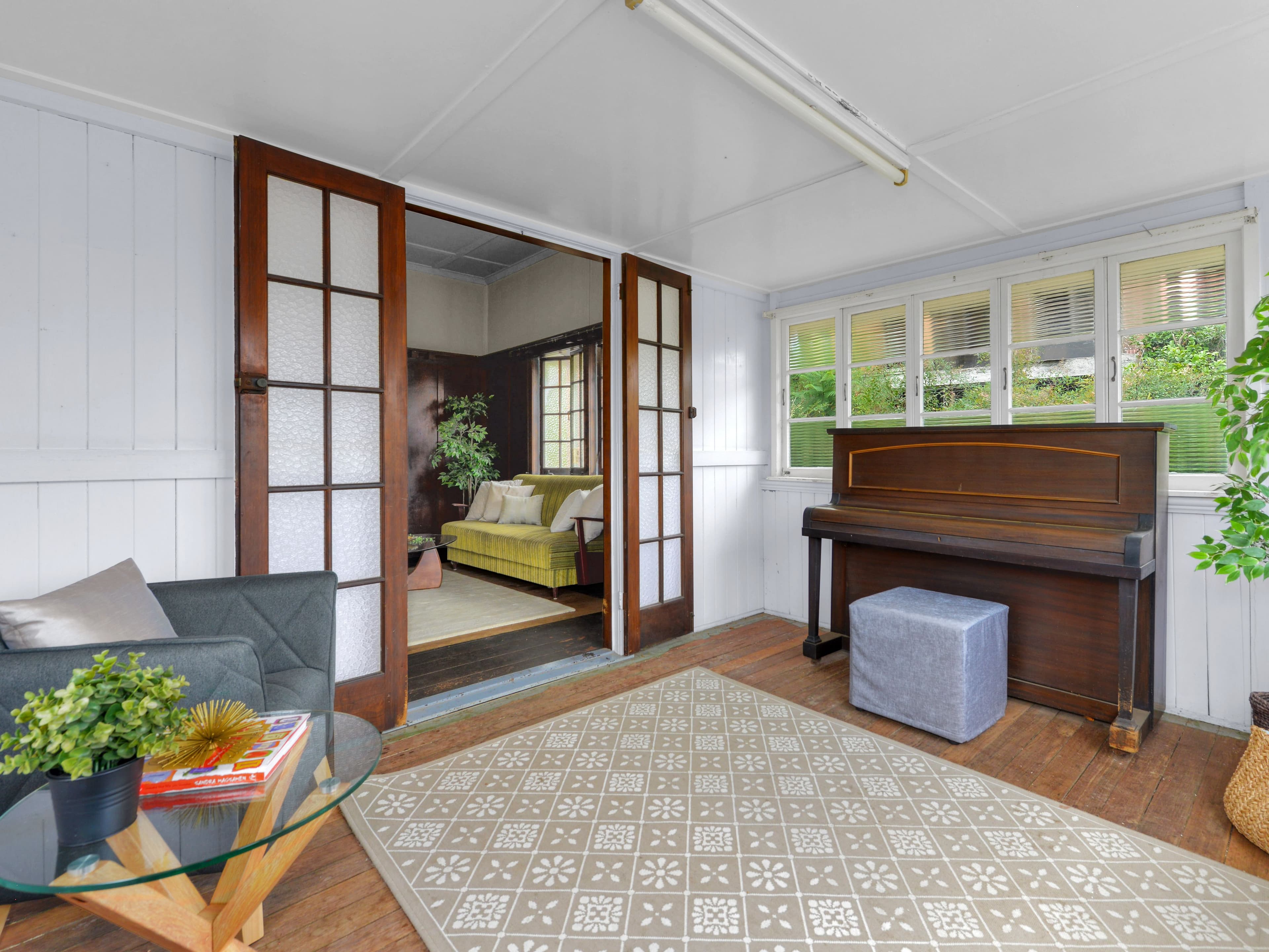 12 Grant Street, Ashgrove QLD 4060, Ashgrove - Thumbnail 2