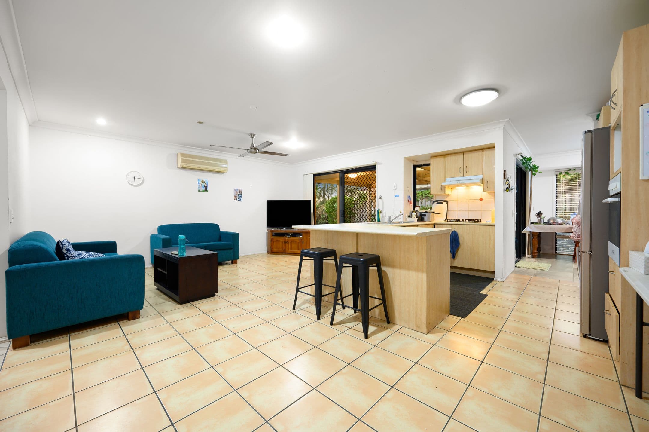 13 Fanning Court, Pacific Pines QLD 4211, Pacific Pines - Thumbnail 5