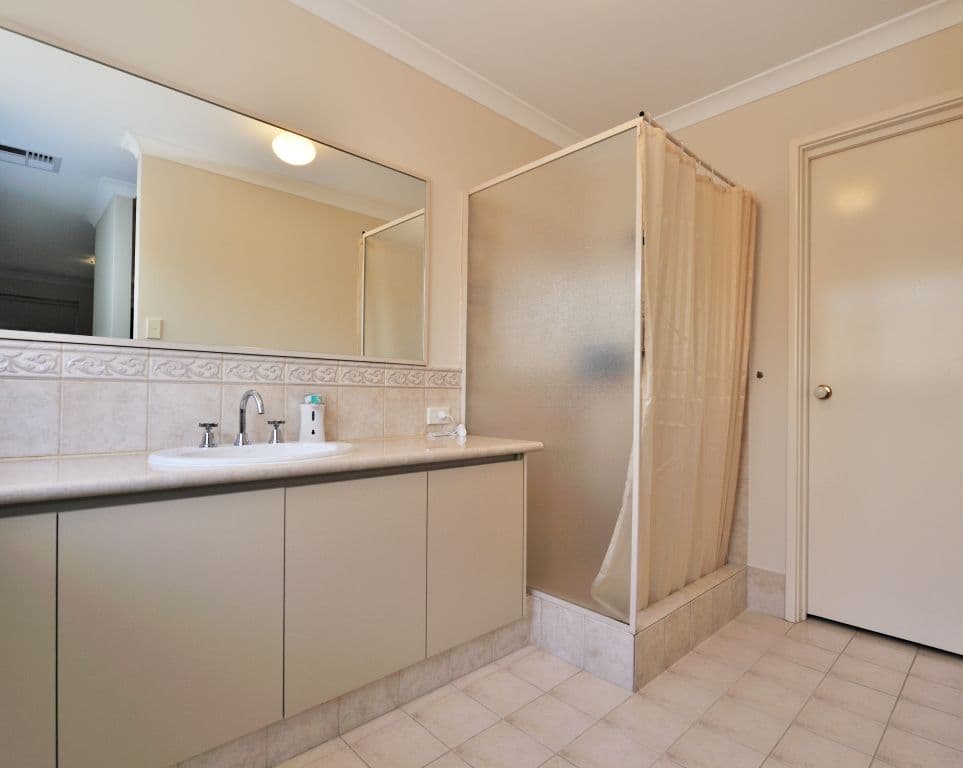 22 Welara Circle, HENLEY BROOK WA 6055, Henley Brook - Thumbnail 5