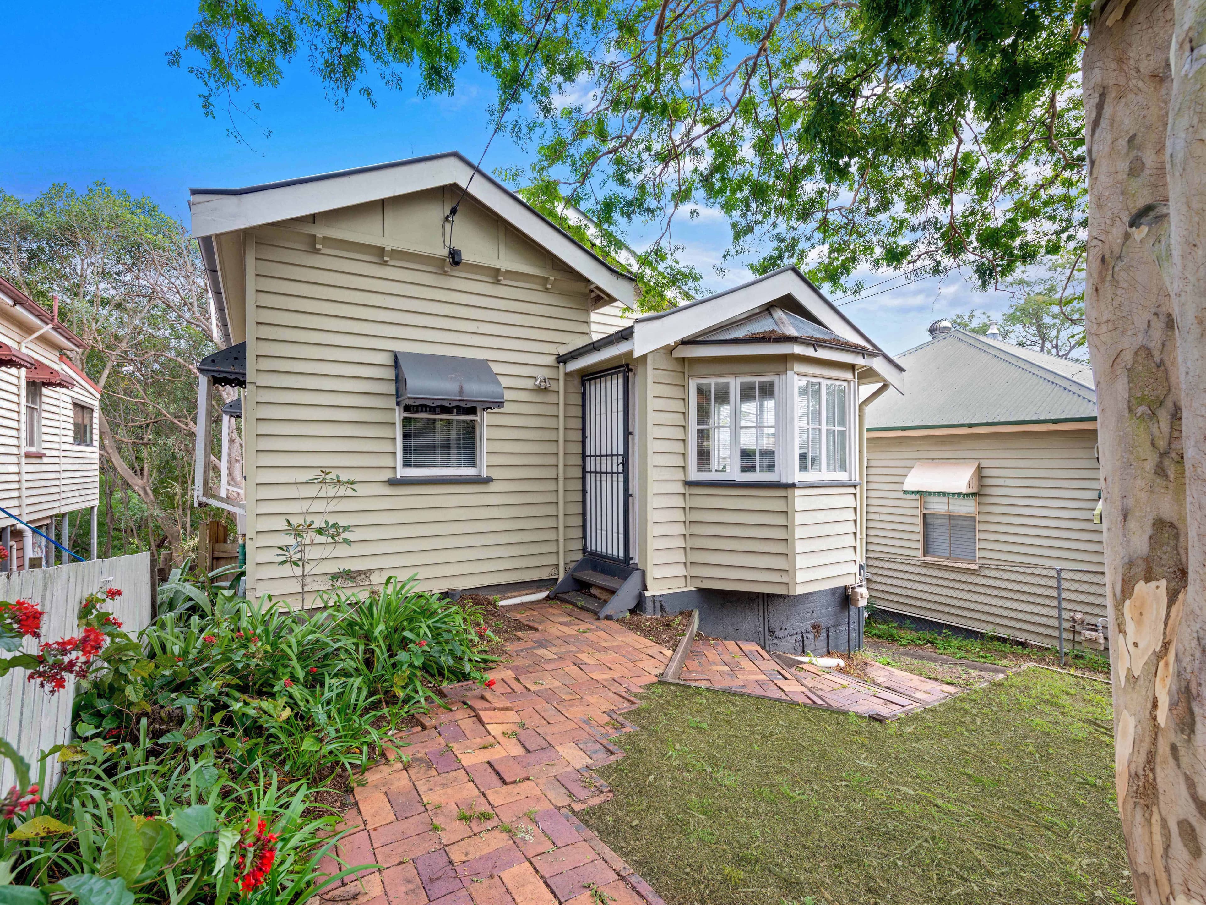 39 Lintern Street, Red Hill QLD 4059, Red Hill - Thumbnail 2