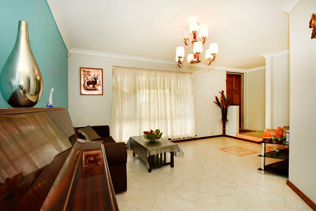 11 Redcliffe Avenue, Marangaroo WA 6064, Marangaroo - Thumbnail 2