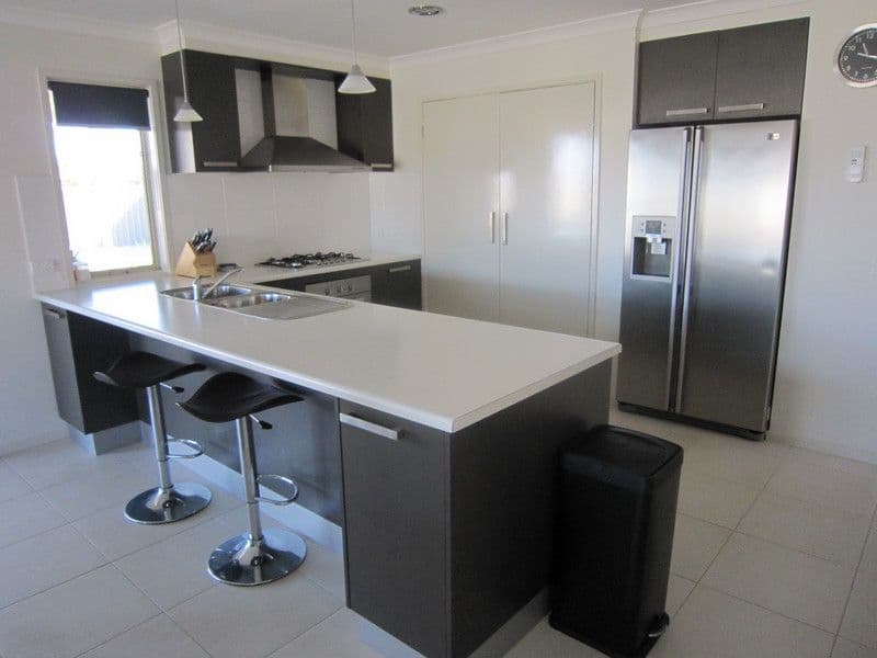 3 Wren Court, ECHUCA VIC 3564, Echuca - Thumbnail 3