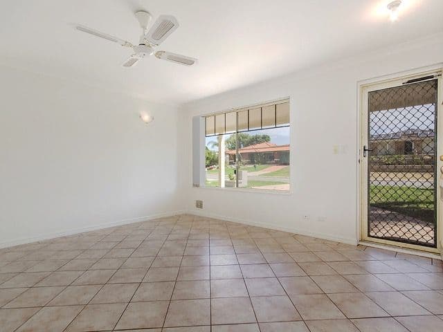 7 Pingrup Court, Waikiki WA 6169, Waikiki - Thumbnail 3