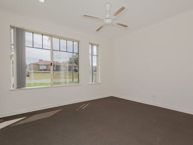 7 Pingrup Court, Waikiki WA 6169, Waikiki - Thumbnail 8