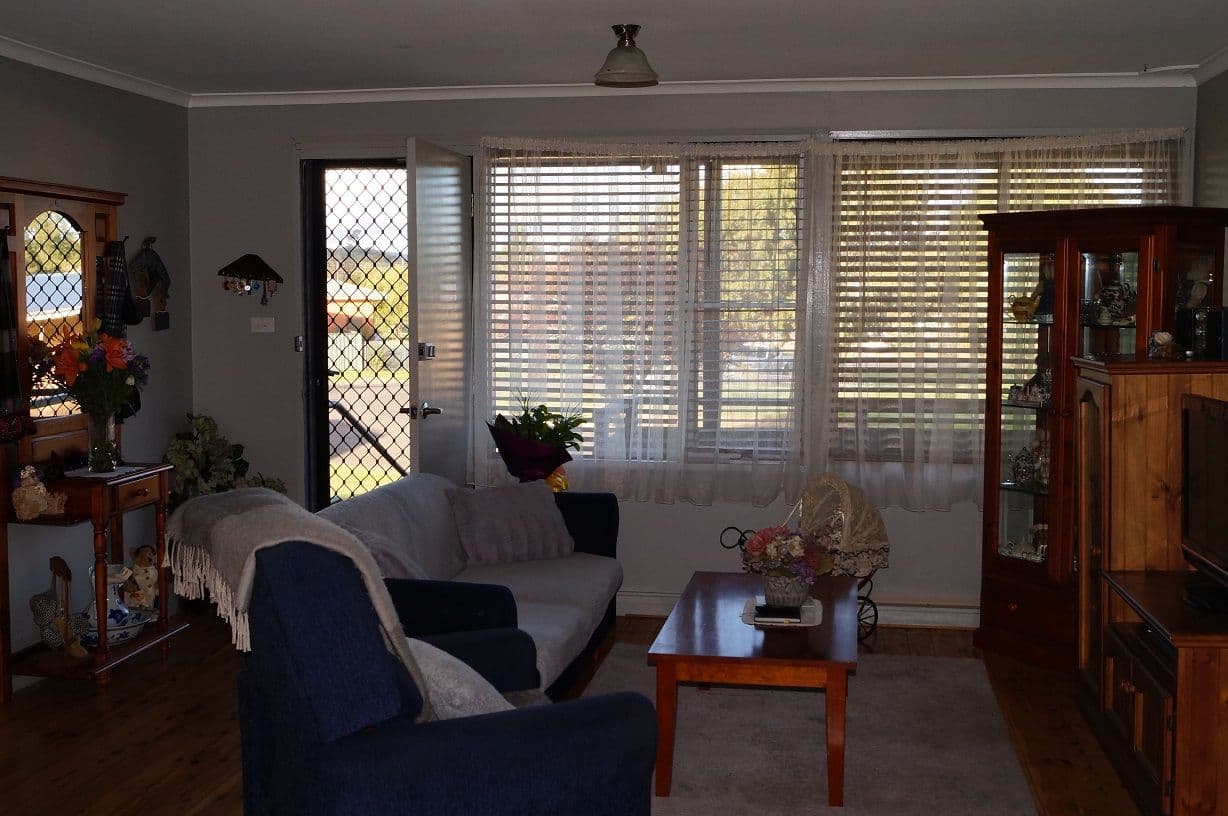 6 Noreen Place, ORANGE NSW 2800, Orange - Thumbnail 2