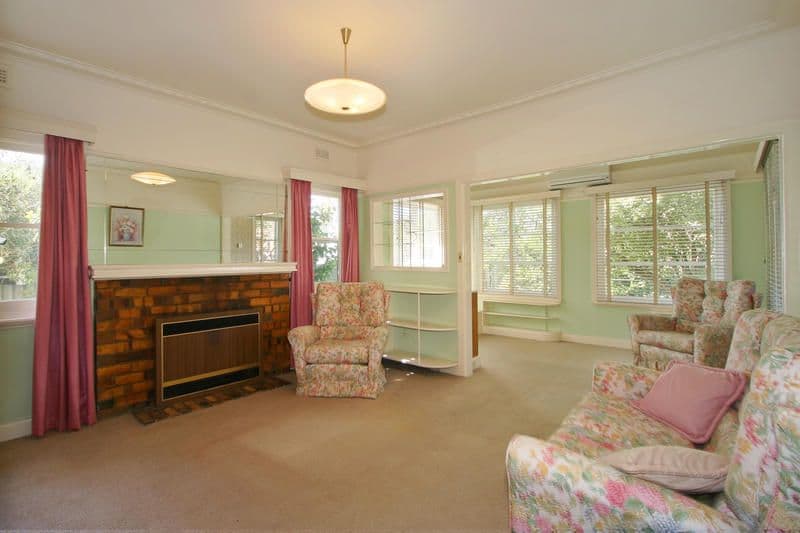50 Jack Road, CHELTENHAM VIC 3192, Cheltenham - Thumbnail 2