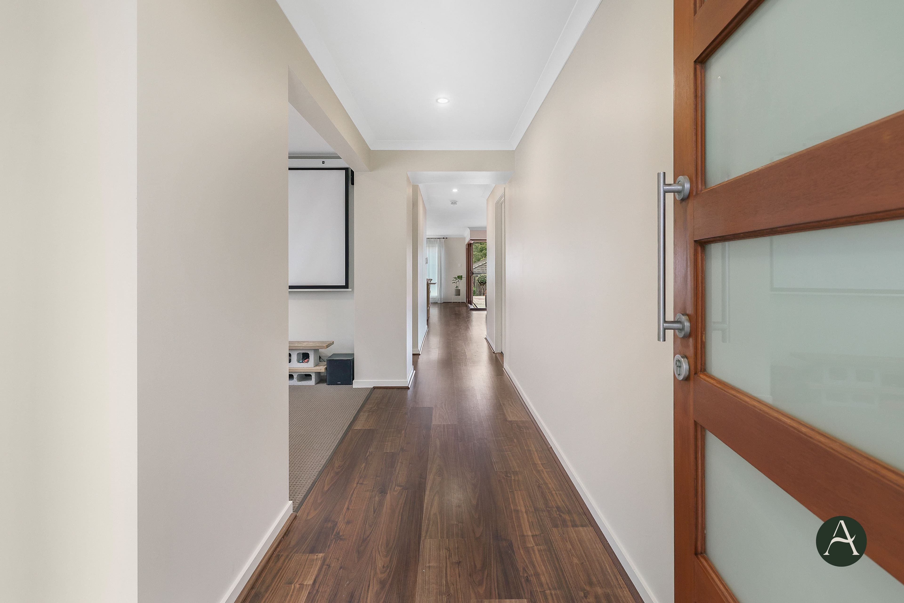 24 Wimmera Crescent, Upper Coomera QLD 4209, Upper Coomera - Thumbnail 3