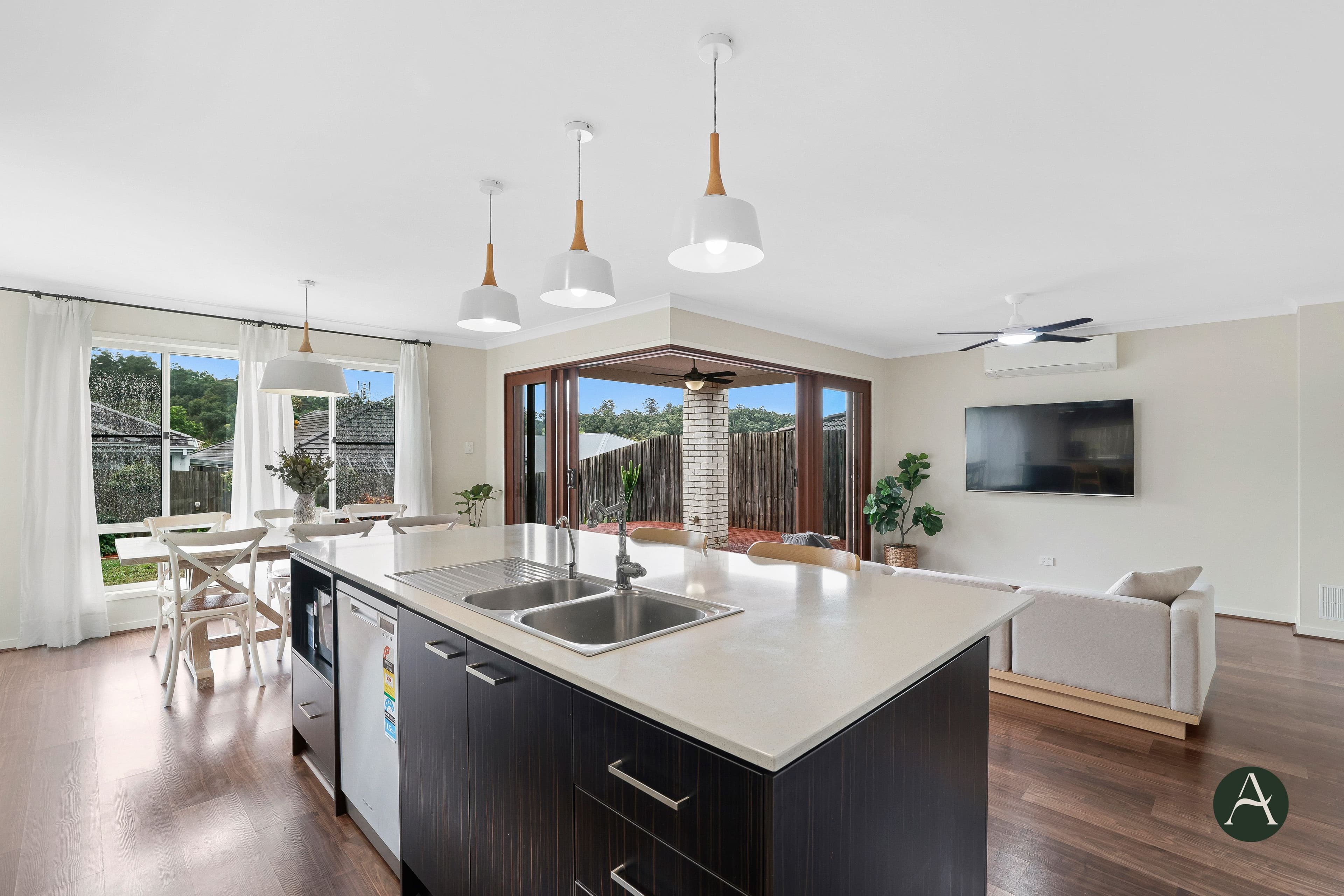 24 Wimmera Crescent, Upper Coomera QLD 4209, Upper Coomera - Thumbnail 8