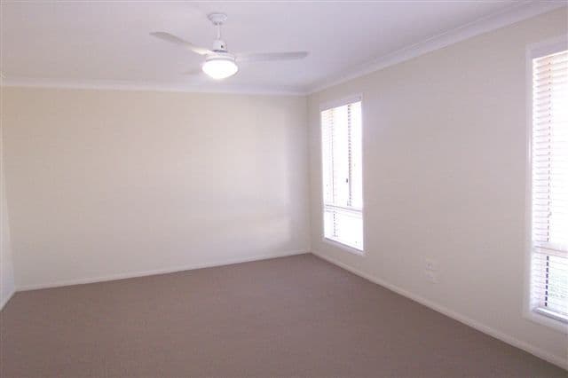 2 Sandalwood Drive, GLENVALE QLD 4350, Glenvale - Thumbnail 8