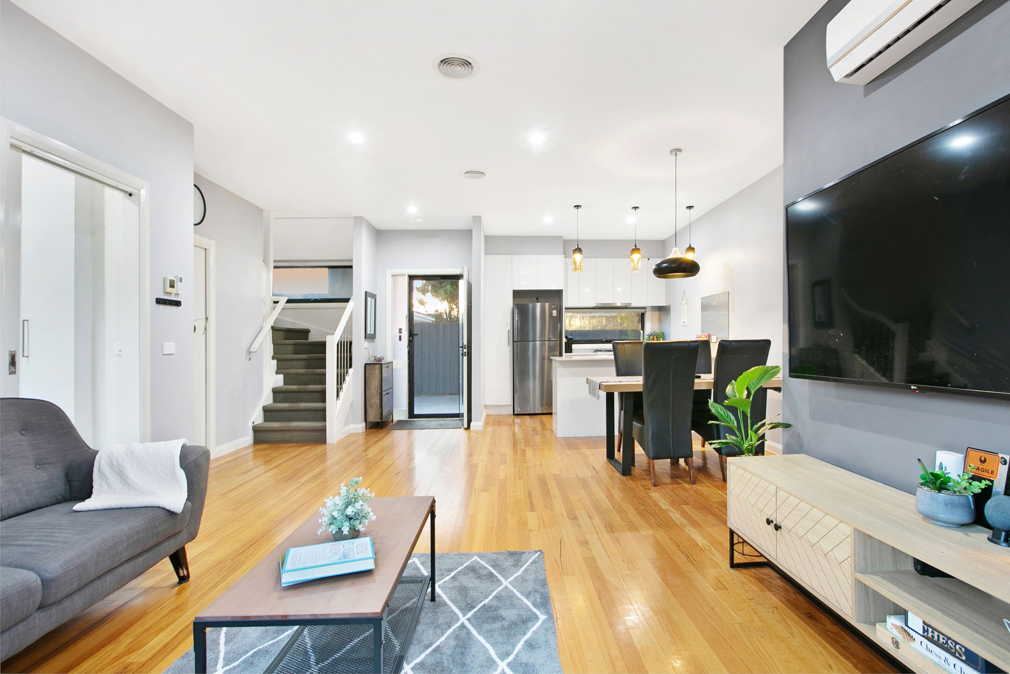 25 O'Connor Street, Reservoir VIC 3073, Reservoir - Thumbnail 2