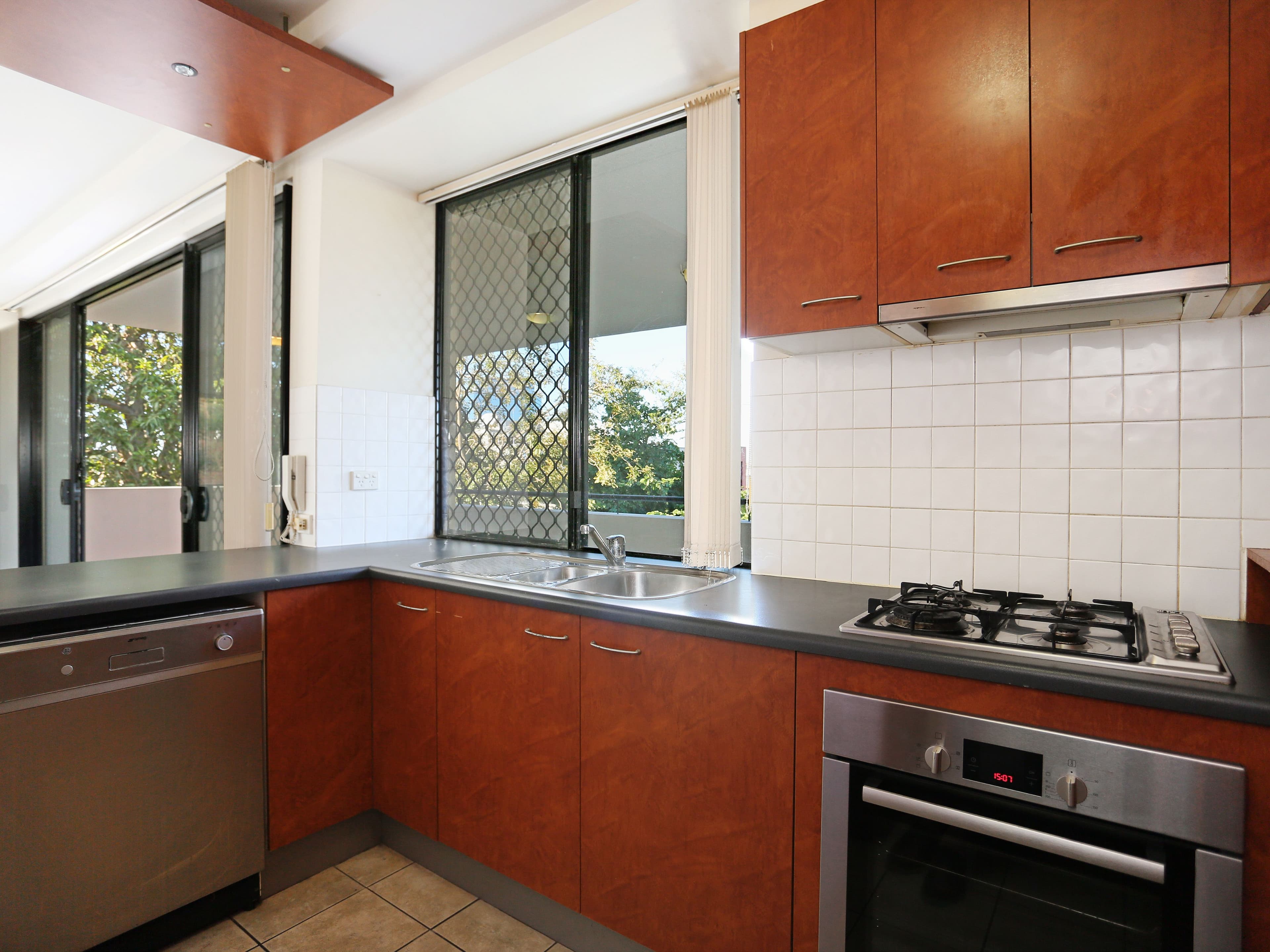 90 Kensington Terrace, Toowong QLD 4066, Toowong - Thumbnail 6