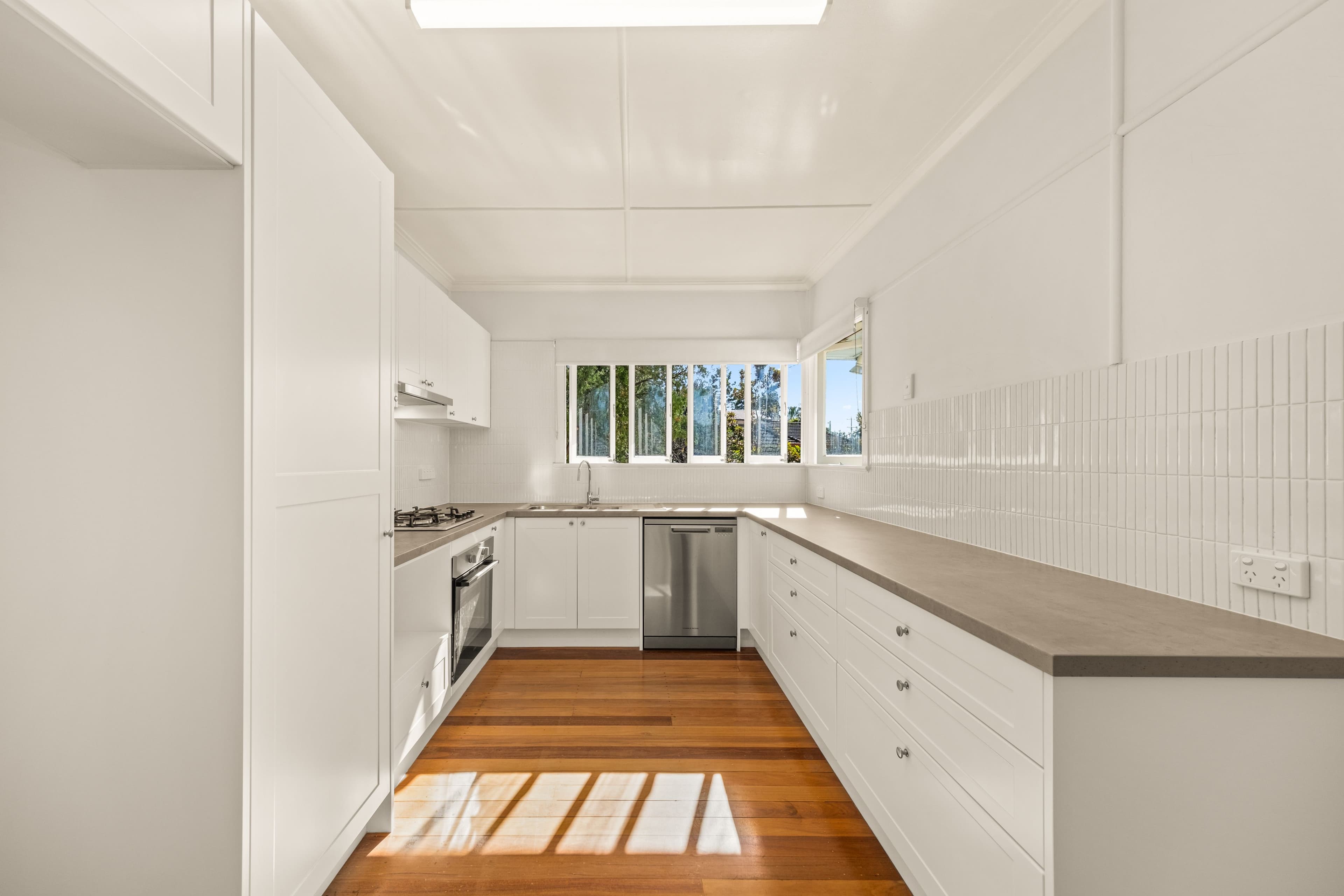 4 Dunkirk Street, Gaythorne QLD 4051, Gaythorne - Thumbnail 5