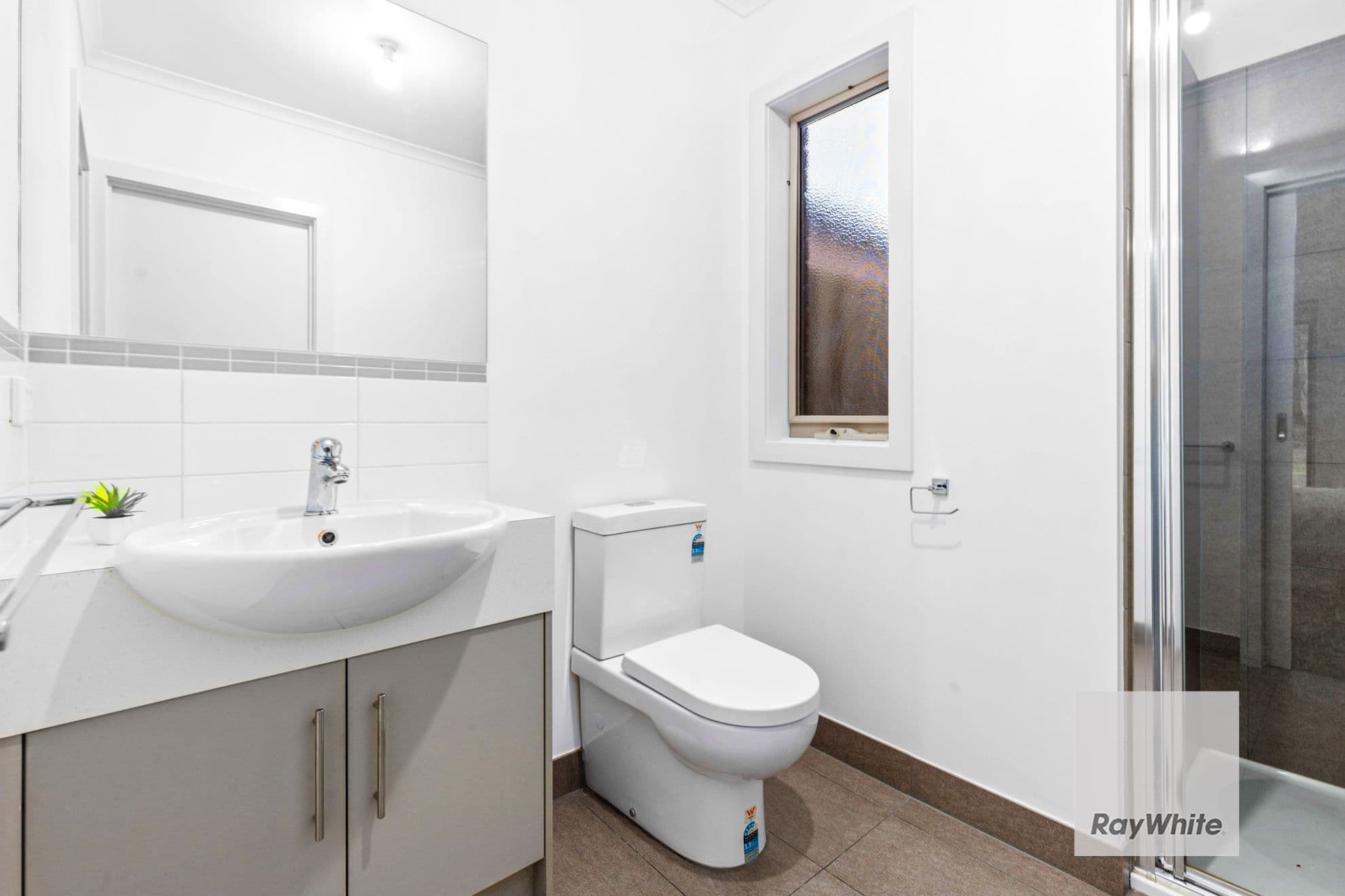 18 Lambert Court, Taylors Hill VIC 3037, Taylors Hill - Thumbnail 4
