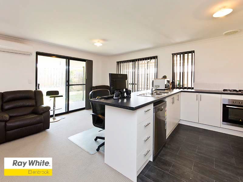 18 Bendora Turn, ELLENBROOK WA 6069, Ellenbrook - Thumbnail 7