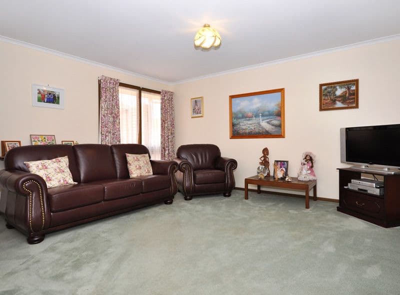 79 Sunnymeade Drive, ABERFOYLE PARK SA 5159, Aberfoyle Park - Thumbnail 2
