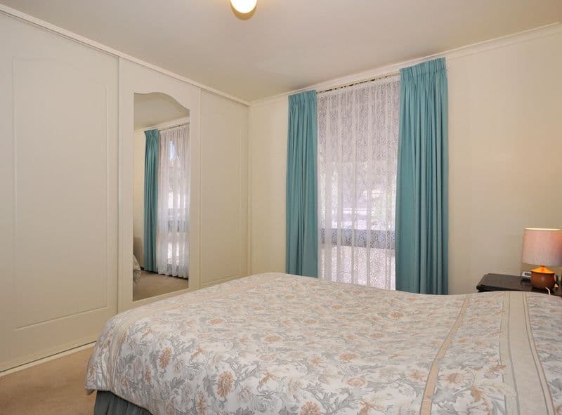 79 Sunnymeade Drive, ABERFOYLE PARK SA 5159, Aberfoyle Park - Thumbnail 7