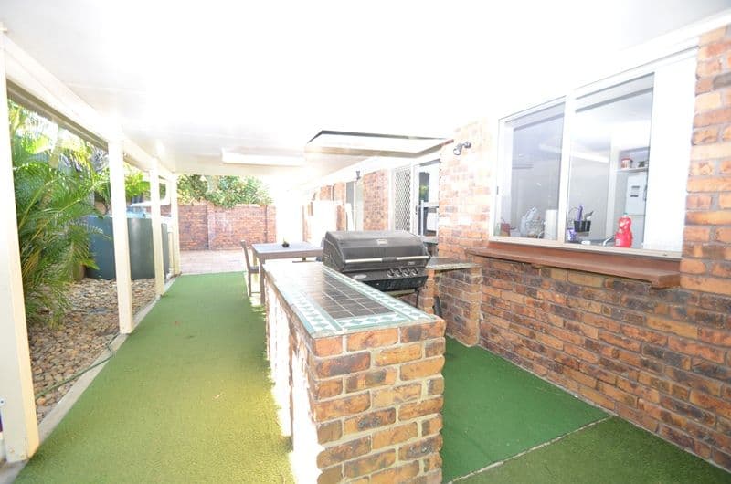 38 Allied Drive, ARUNDEL QLD 4214, Arundel - Thumbnail 4